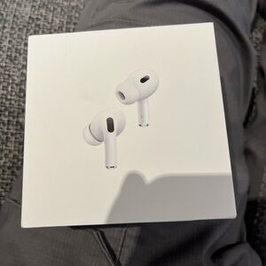 Meet your Posher, Antoine